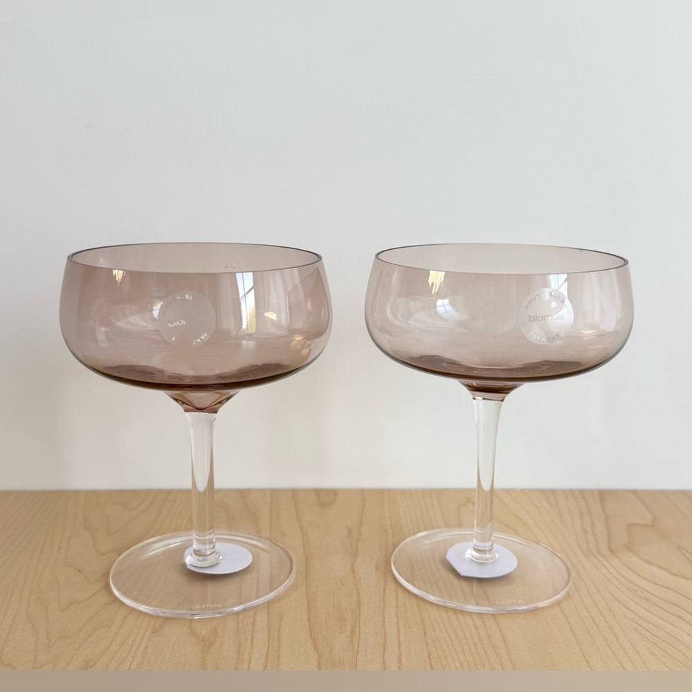 NWT (Set/2) Blomus 7oz BELO Mouth Blown Champagne Saucer Glasses in "Coffee"